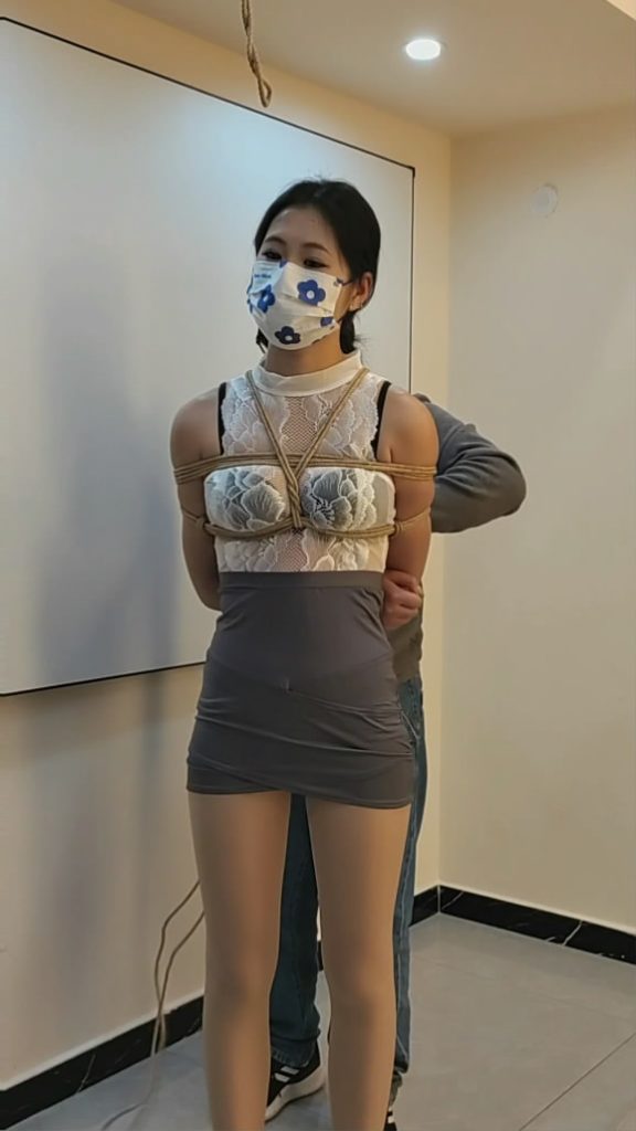 053052xgocrg3z33couk9g