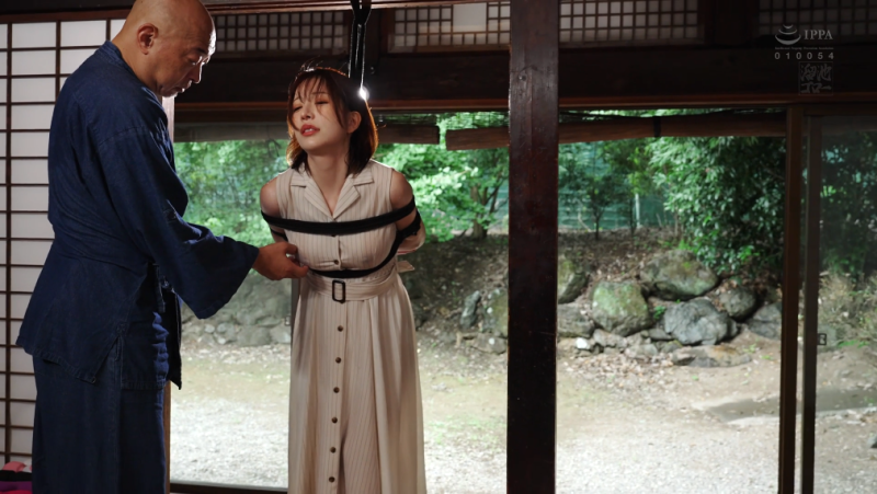 【日韩绳艺】专属萝莉痴女全封极限状态紧缚木夹水责变态限界SM解禁拷问-逍遥自在