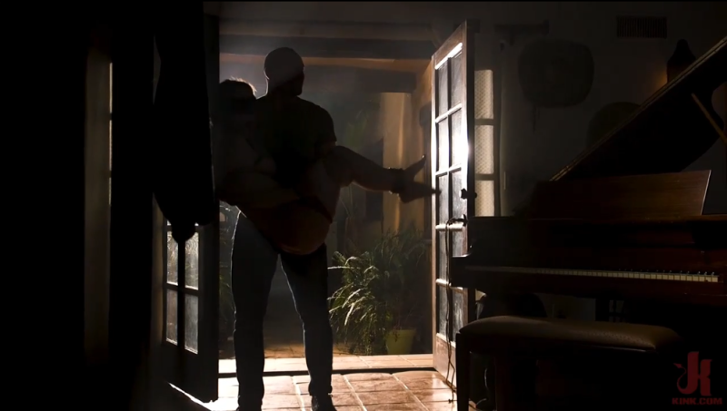 【欧美绳艺】单纯女孩被诱骗的束缚囚禁羞辱折磨-逍遥自在