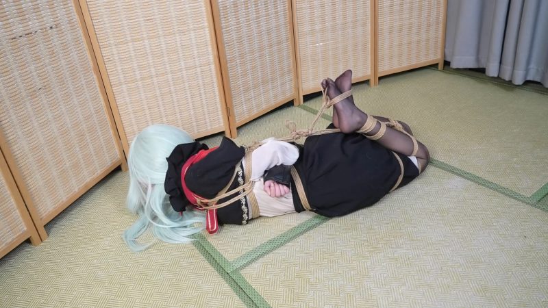 象人定拍-嗷嗷cos若叶睦，捆绑玩弄折磨！满地打滚！-逍遥自在