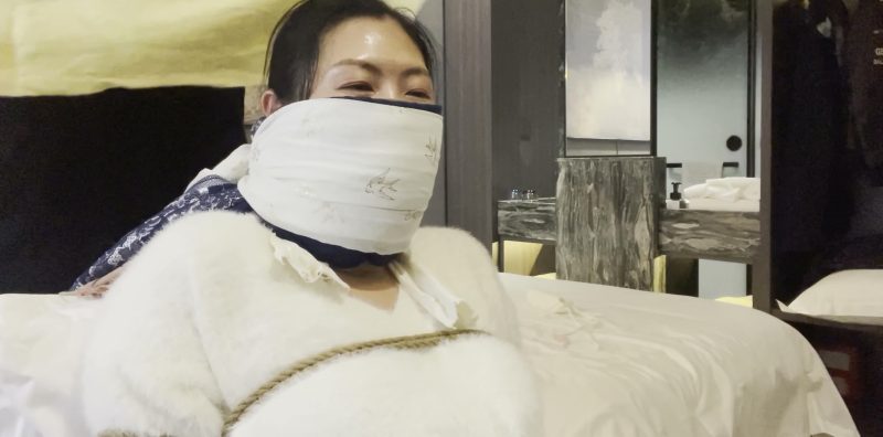 爱堵之人 紧缚堵嘴 多重围巾包裹猿辔捂闷考验-逍遥自在