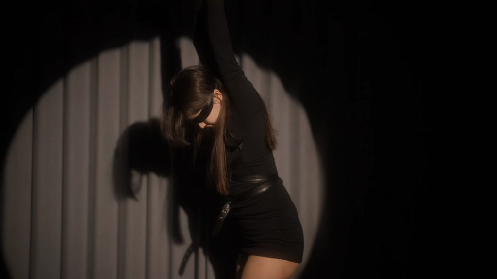 115404cc7j5is4gzi7zgch