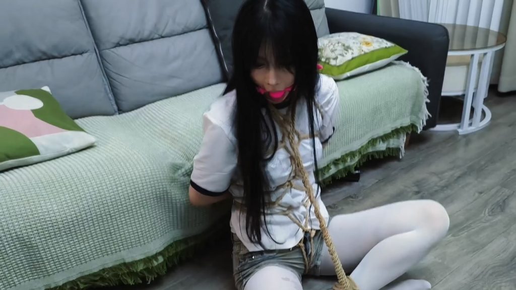 140908qsj1jzj337jtti7u