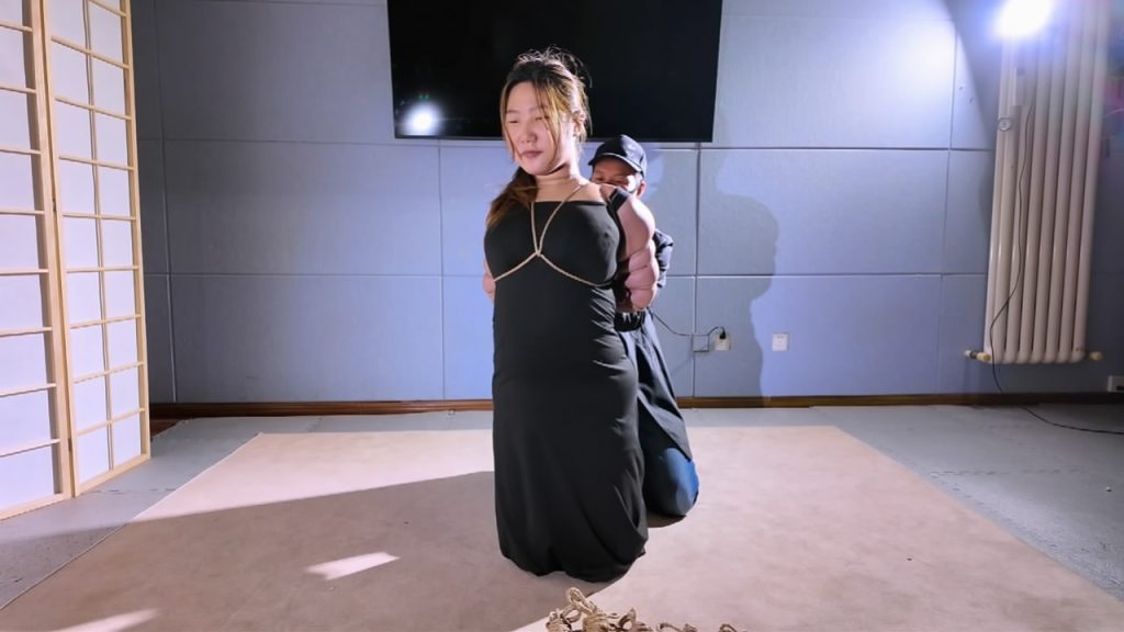 160617y9nyzt5g7ynovt71