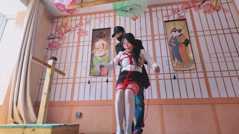 一绳所爱 【梦幻联动】圈内名模李然与初心工作室首次合作 上篇（超紧KB+丰满身材-逍遥自在