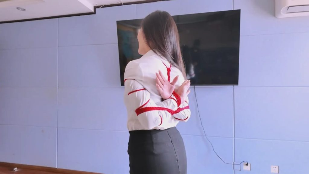 1b0c764b3a7437901f16ef91f17229c5