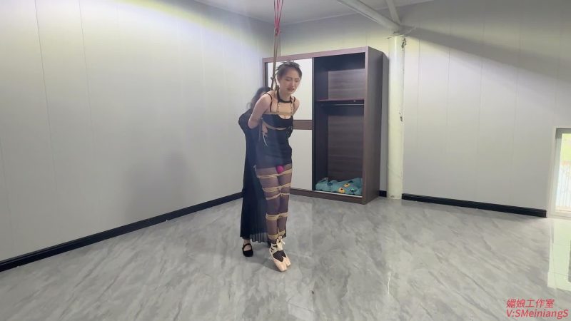 媚娘工作室 足尖调教 虐足极限后手观音-逍遥自在
