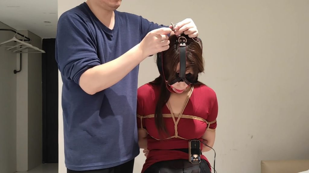 214838va9u9yvs00vyg9t2