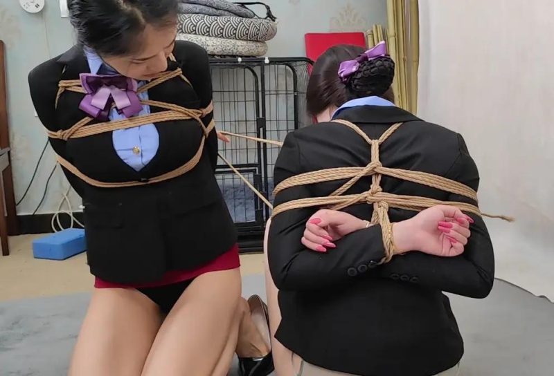 随心原创 制服姐妹花 捆绑抚摸 激情热吻游戏-逍遥自在