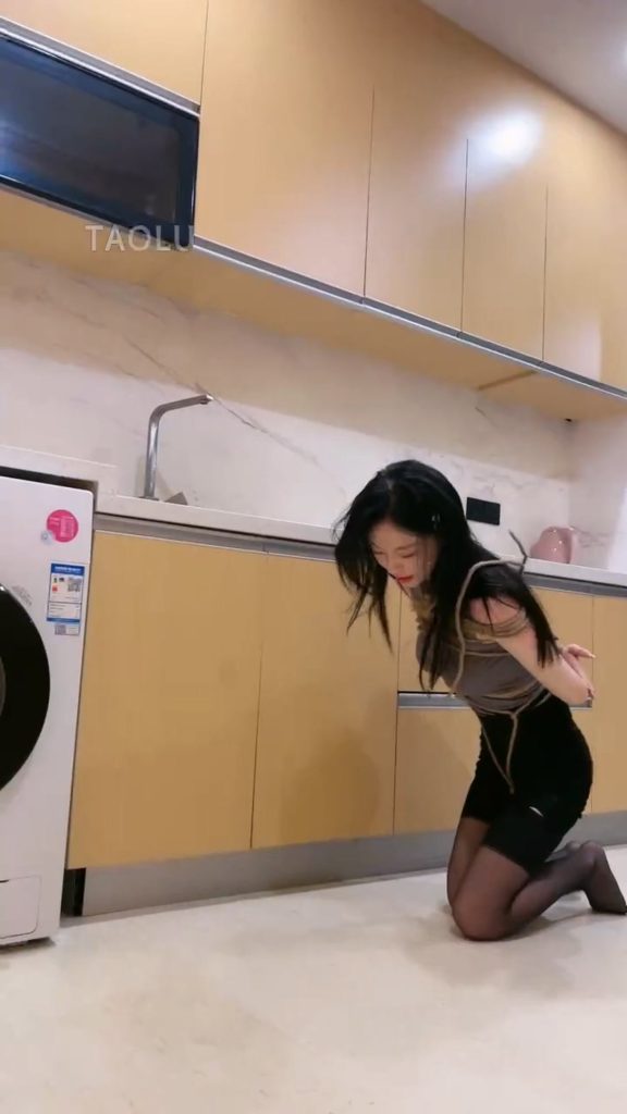 20260630144917938-女王捆绑玩弄女m.mp4_20260630_143404.216