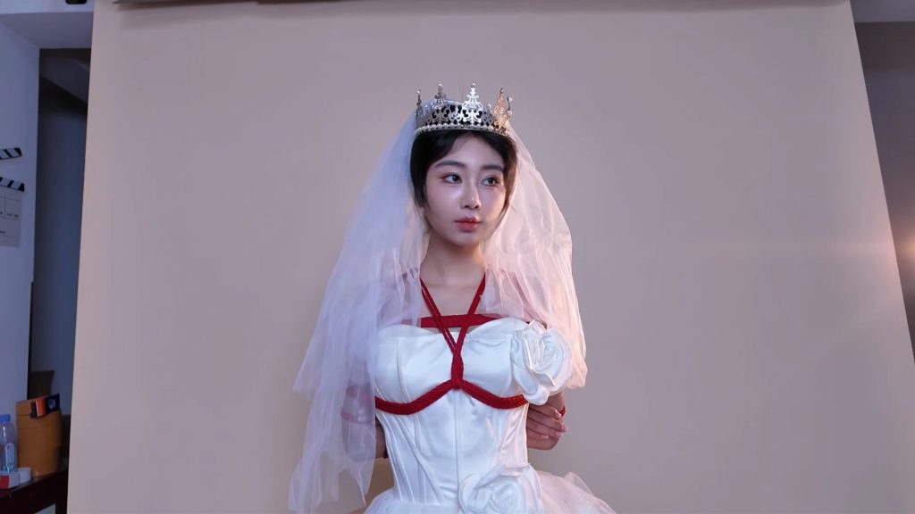 20260812100653556-官官婚纱绳艺 上.mp4_20260812_100304.381